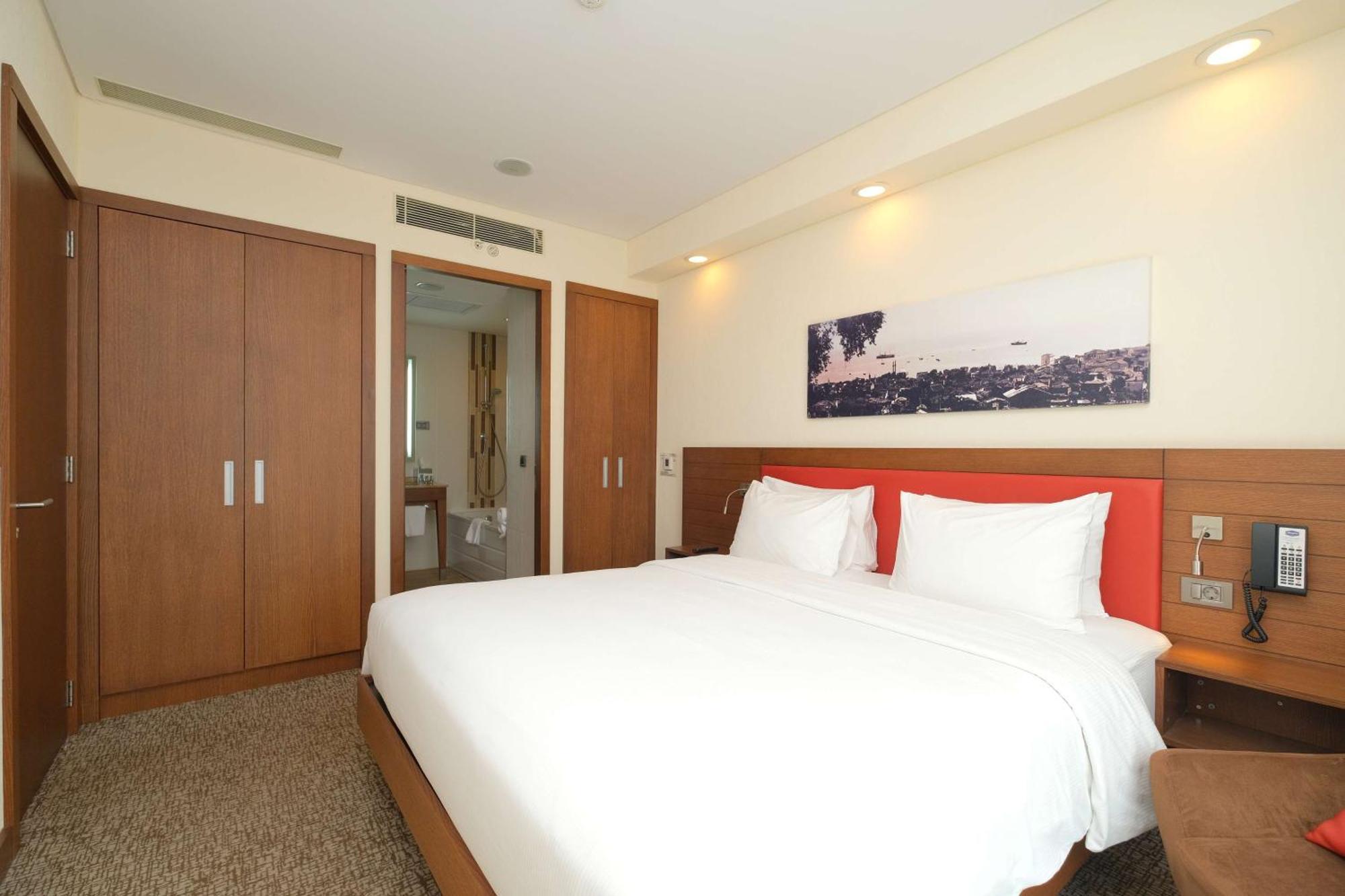 Hampton By Hilton Samsun Hotel Exterior photo