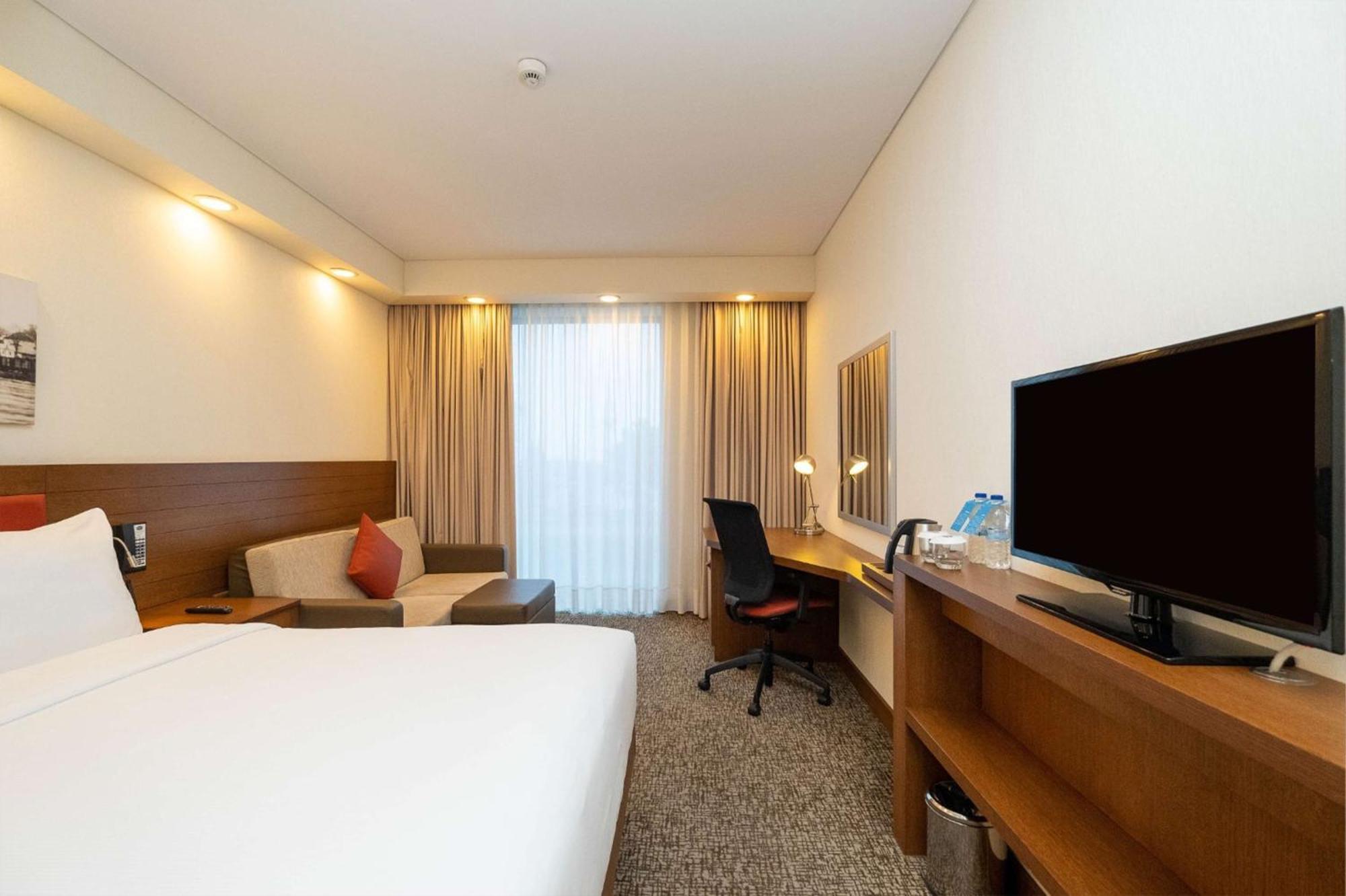 Hampton By Hilton Samsun Hotel Exterior photo